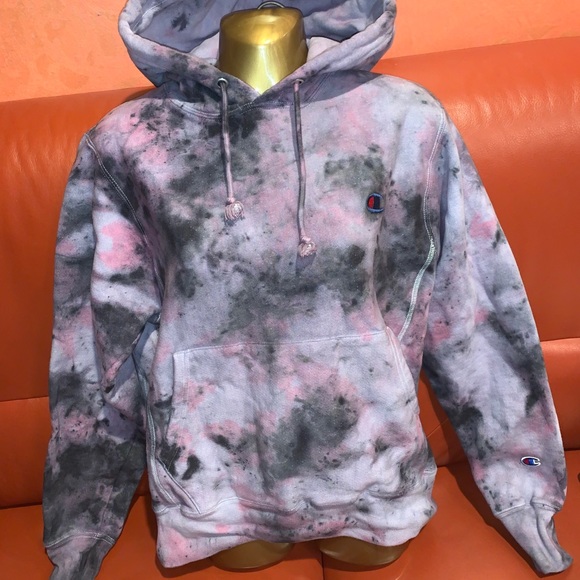 Stylish re-designed Champion hooded sweatshirt - Picture 8 of 10